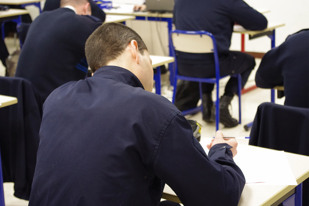 surveillants examens concours écoles salles