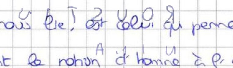 Verso avec des lettres en miroir venues du recto